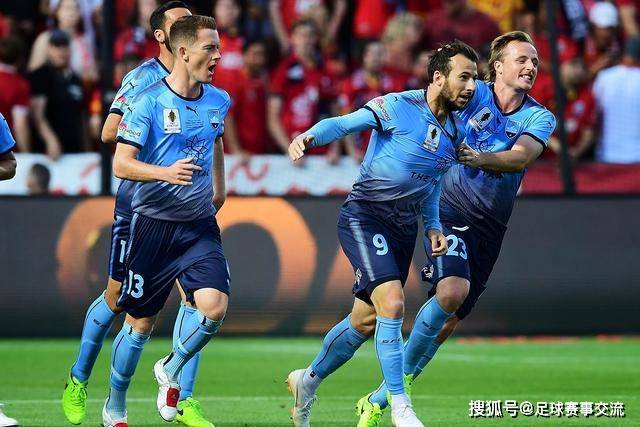 王菲频遭风波，热搜事件让她无辜受累