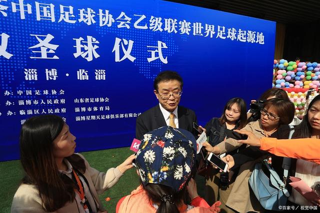 FIBA发布美国女篮比赛精彩瞬间：伯克斯首次得分
